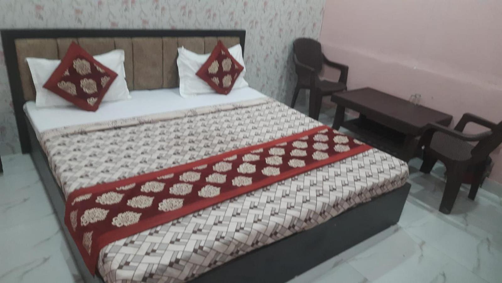 Baba Paying Guest House Варанаси Экстерьер фото